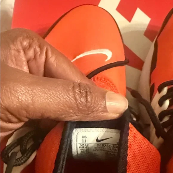 Nike Air Presto Mid Utility Black and Orange Sneakers men’s size 11 - Picture 5 of 7